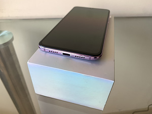 Xiaomi Mi9 128gb (3 фото из 7)