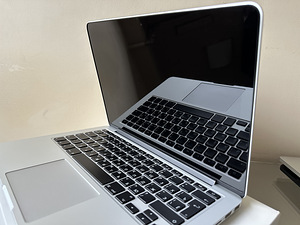 Apple Macbook Pro Retina 128GB/8GB (13-tolline, 2015) RUS. (7 foto / 9)