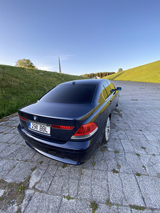 BMW 730d 195kw (14 foto / 15)