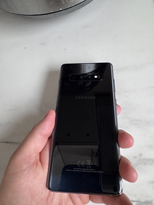 Samsung Galaxy S10 plus (4 фото из 9)