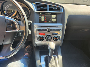 Citroen C4 1.6 88 кВт (6 фото из 6)