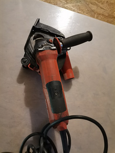 Hilti штроборез (3 фото из 5)