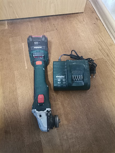 Metabo инструмент (2 фото из 4)
