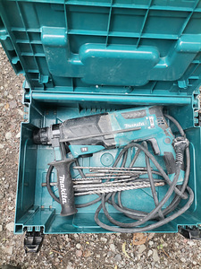Makita hr 2630 (1 foto / 4)