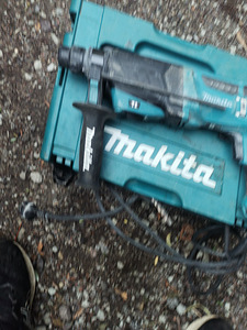 Makita hr 2630 (3 foto / 4)