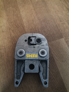 Rems tihvtide tangid (1 foto / 2)