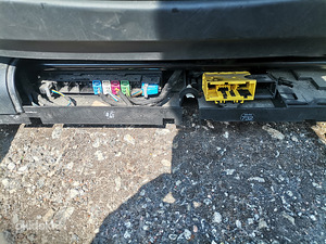 BMW e60. Nahkistmed (7 foto / 7)