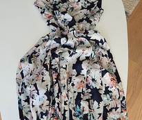 Sleeveless coloured print dress