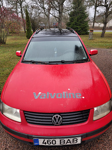 Volkswagen Passat (2 foto / 5)