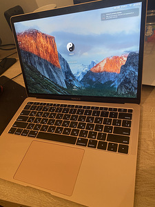 MacBook Air 2019 года (2 фото из 2)