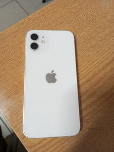 iPhone 12, 128gb (2 foto / 2)