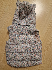 Жилетка H&M 92 (2 фото из 4)