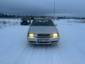 Volvo S70, бензин/газ, автомат (7 фото из 8)