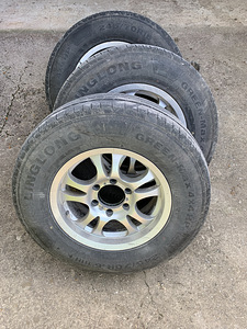 Jeep'i rehvid velgedel (3 foto / 3)