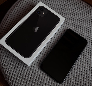 iPhone 11 128GB (1 фото из 5)