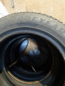 Rehvid Good year 205/55 R17 Nokian 255/65 R (4 foto / 5)