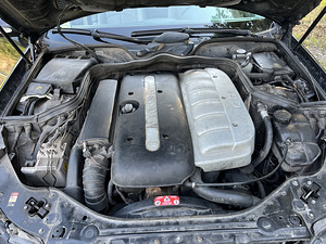 Mercedes-Benz e320 (5 foto / 6)