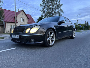 Mercedes-Benz e320 (6 foto / 6)