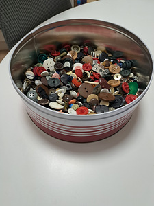 Nuppude komplekt igale maitsele ja värvile. (2 foto / 5)