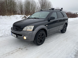 Kia sorento (2 фото из 6)