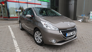 Peugeot 208 (3 foto / 14)
