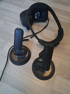 Lenovo Explorer WMR (1 foto / 1)
