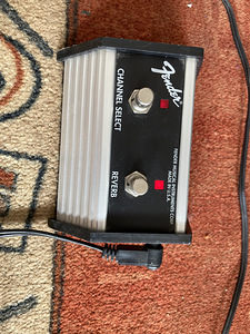 Fender 700 made in USA (2 foto / 10)