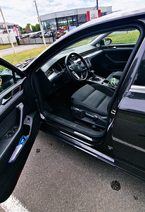 Volkswagen Passat Business (5 foto / 12)