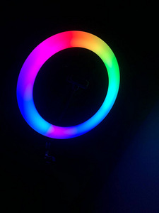 UUS! RGB Rõngaslamp 33cm + statiiv (2 foto / 2)