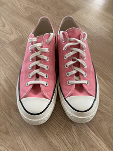 CONVERSE р.41,5 (2 фото из 4)
