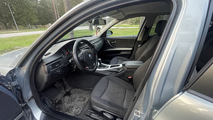 BMW 320D E90 120kw (8 фото из 14)
