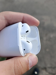 Müüa Airpods 1 kõrvaklapid (1 foto / 5)