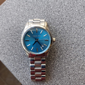 Michael Kors MK5914 unisex watch in excellent condition (1 foto / 2)