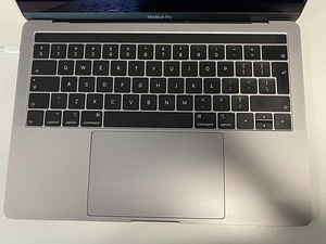 Macbook Pro 13" 2017 (3 foto / 3)