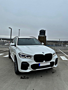 BMW X5 ( ON VÕIMALUS RENTIDA KOOS VÄLJAOSTUGA )