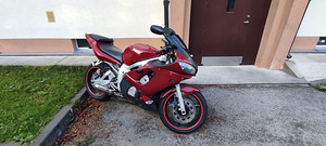 Yamaha R6 A2 88kw (2 foto / 3)