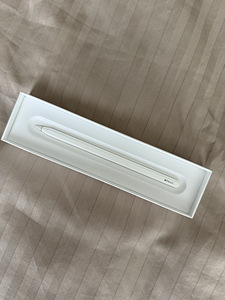 iPad Pro (5th Gen) + Apple Pencil (2nd Gen) (3 foto / 3)