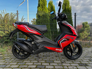 Aprilia SR50R 2017 ls 8300km (2 foto / 9)