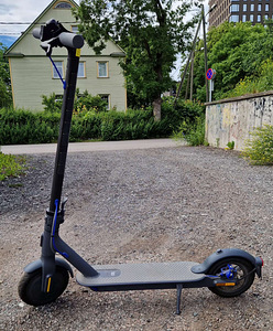 Xiaomi Mi Electric Scooter 3 (1 foto / 3)