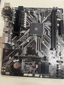 Gigabyte B450 S2H (1 фото из 2)