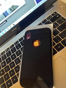 iPhone хр 64гб (4 фото из 4)