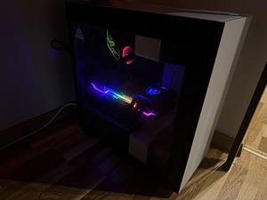 Gaming PC (1 foto / 3)