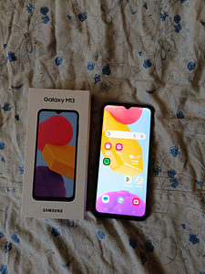 Müüja Samsung telefon. (2 foto / 2)