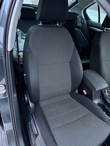 Skoda Octavia 2.0 (2015) (9 foto / 13)