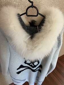 Soe kampsun Philipp Plein stiilis. Ostuhind 690€ (3 foto / 5)