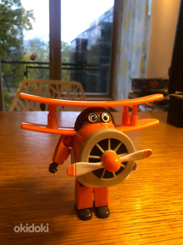 Mänguasi lennuk Wings, Super Tiivad