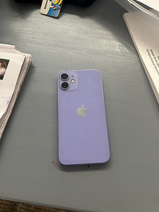 iPhone 12 mini (2 foto / 2)