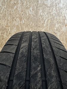 Suverehvid Bridgestone Turanza 215/60 r17 96H (2 foto / 2)