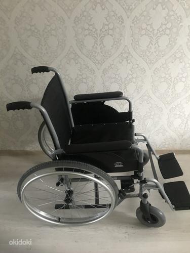 Инвалидное кресло (фото #3)