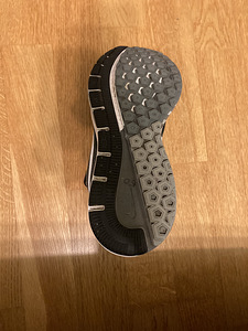 Nike jooksutossud (3 foto / 4)